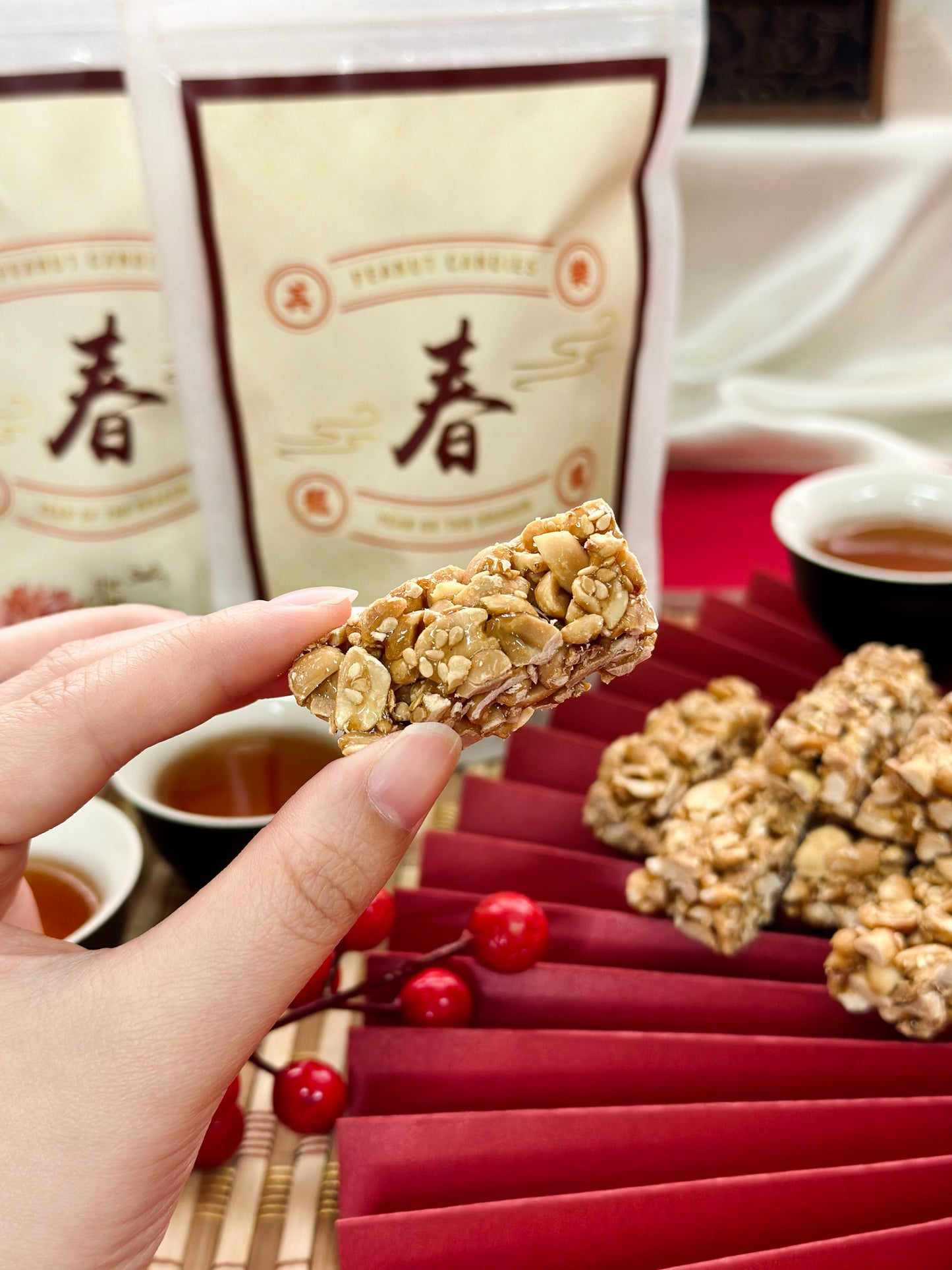 CNY 2024: Golden Harvest Peanut Candies - 雍龍华贵