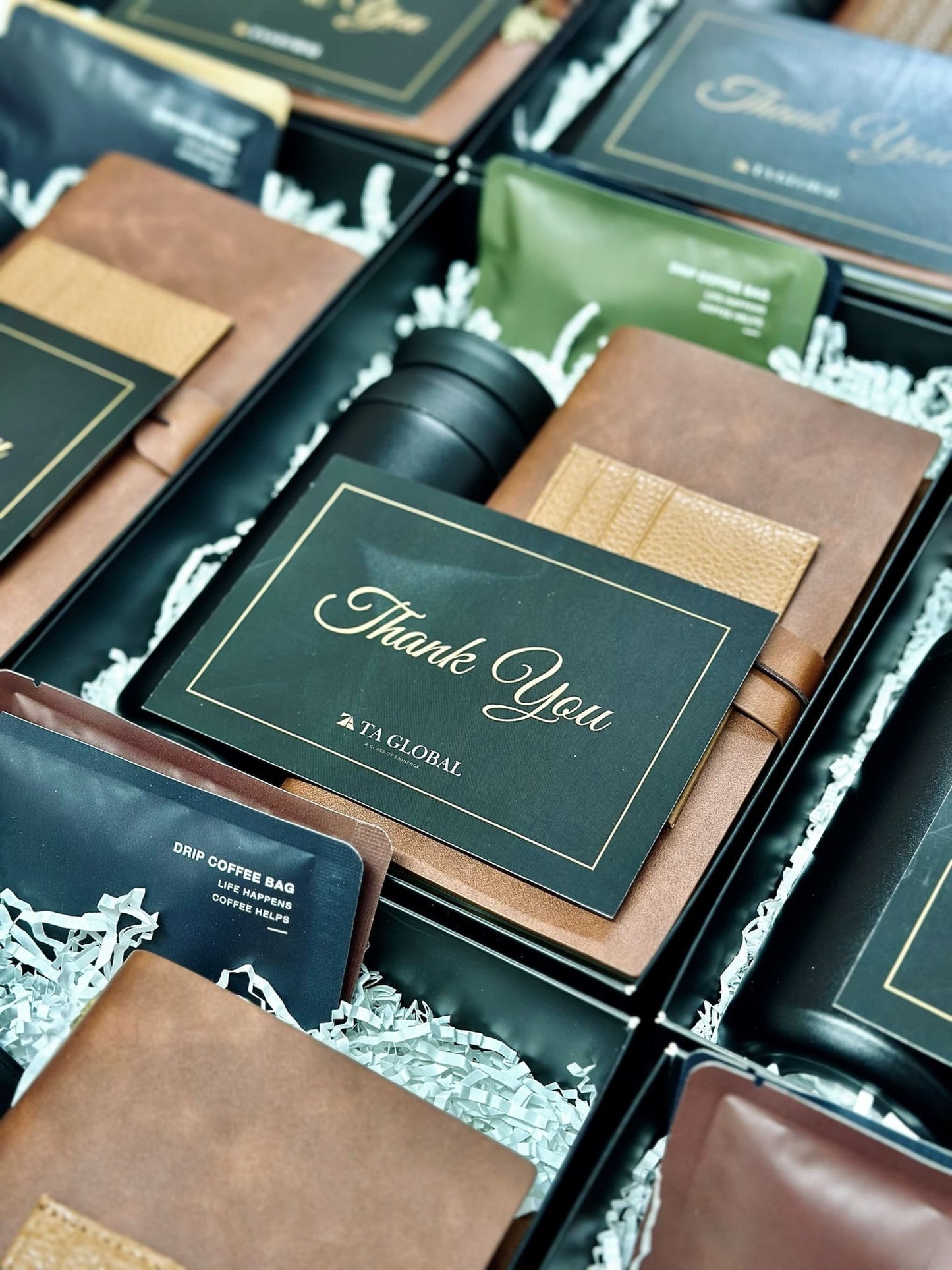 Corporate Giftset | Set 24 - The Chic Habitat