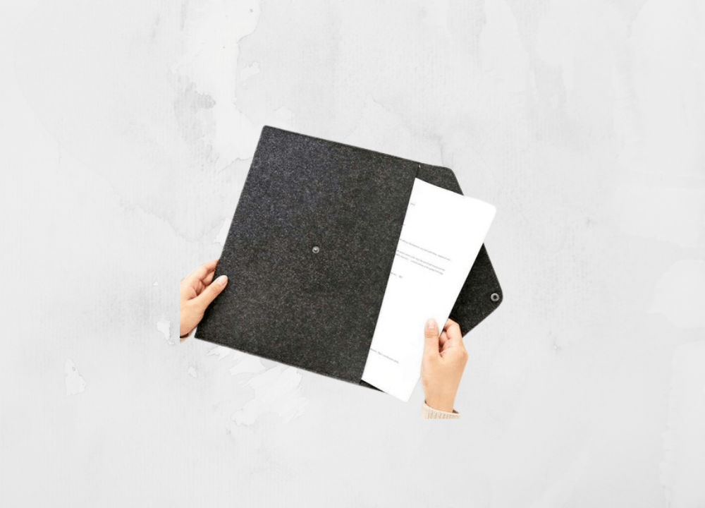 Feltfolio | 14" Felt iPad and Document Carry Folder - Personalized Gift - The Chic Habitat