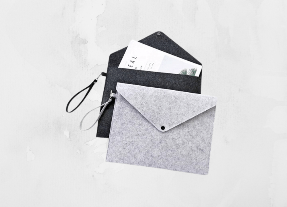 Feltfolio | 14" Felt iPad and Document Carry Folder - Personalized Gift - The Chic Habitat