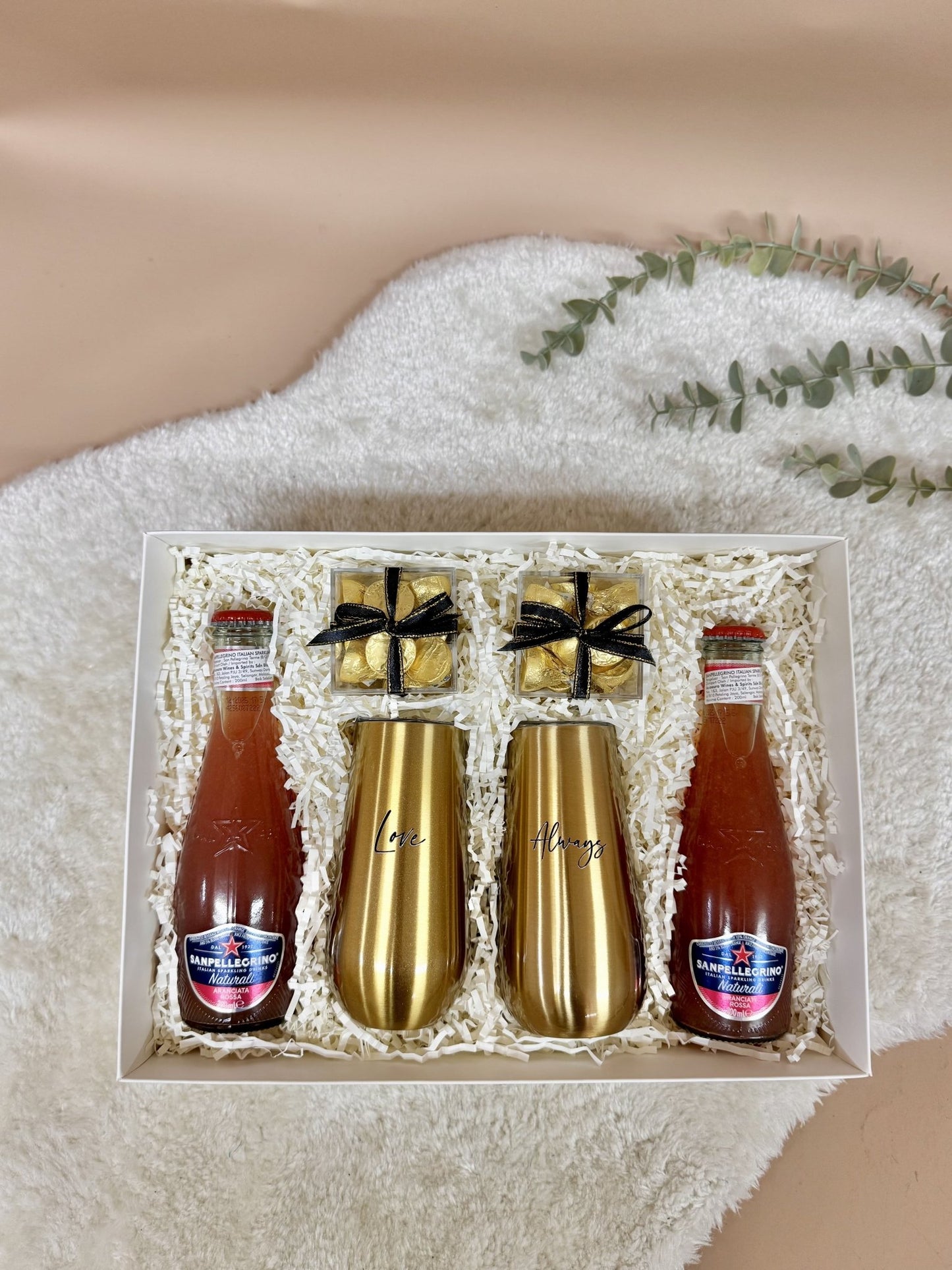 Gift Set | For THEM - Just Married - The Chic Habitat