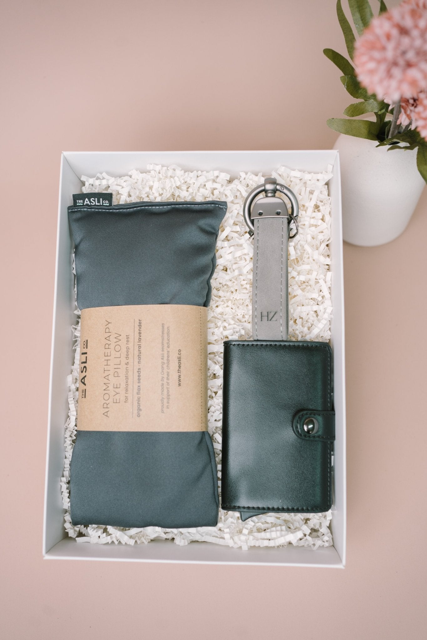 Gift Set | Still in Style - Personalized Gift - The Chic Habitat
