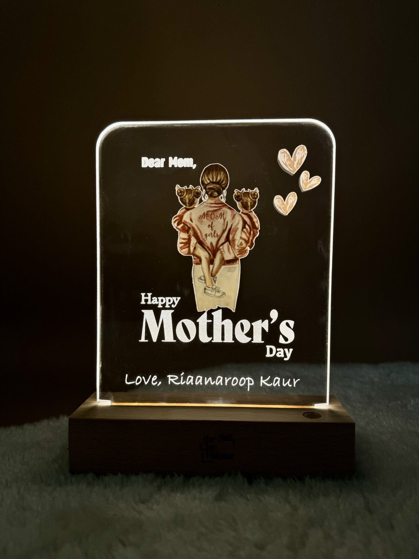 Mom’s Embrace | Color Acrylic LED Night Light - Personalized Gift - The Chic Habitat