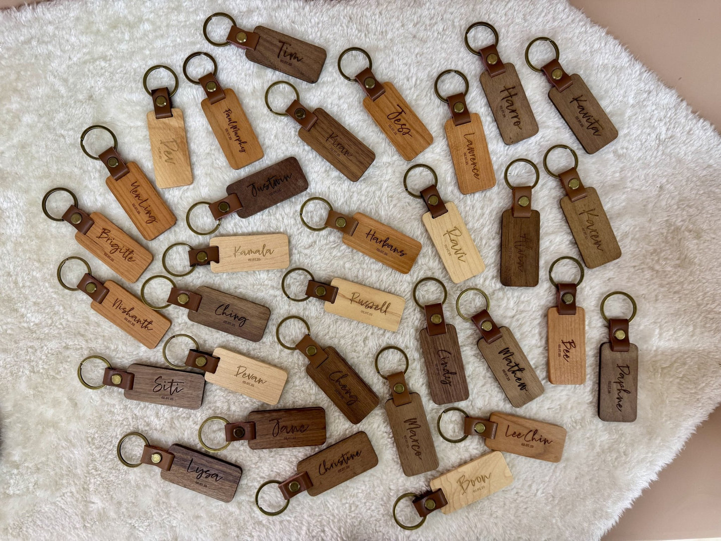 Personalized Wooden Keychains - Personalized Gift - The Chic Habitat