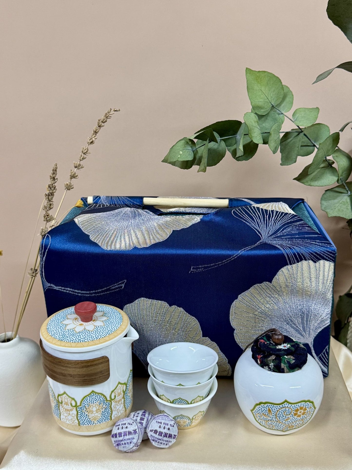 Petals of Harmony 花瓣和韵 - Personalized Gift - The Chic Habitat