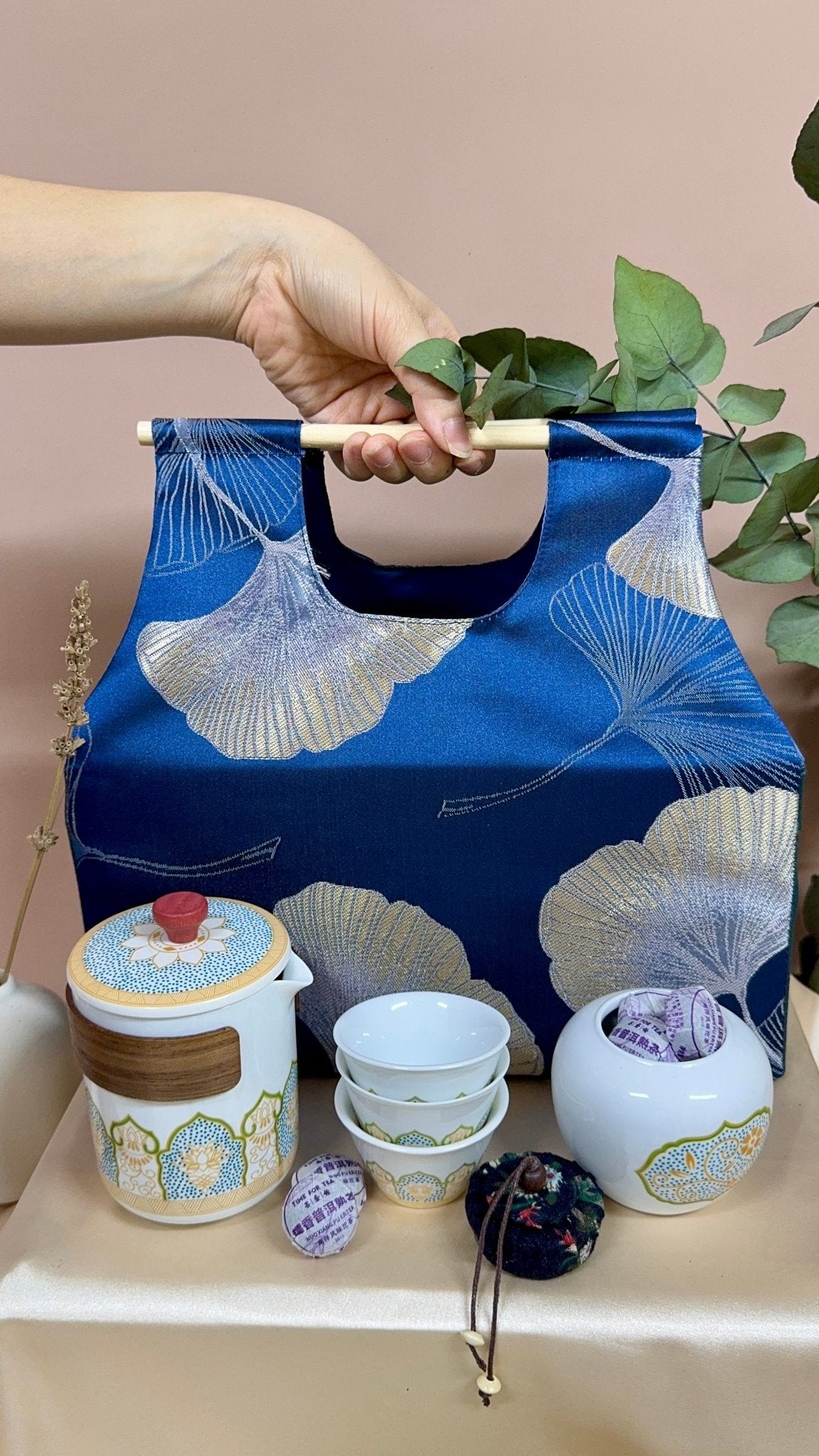Petals of Harmony 花瓣和韵 - Personalized Gift - The Chic Habitat
