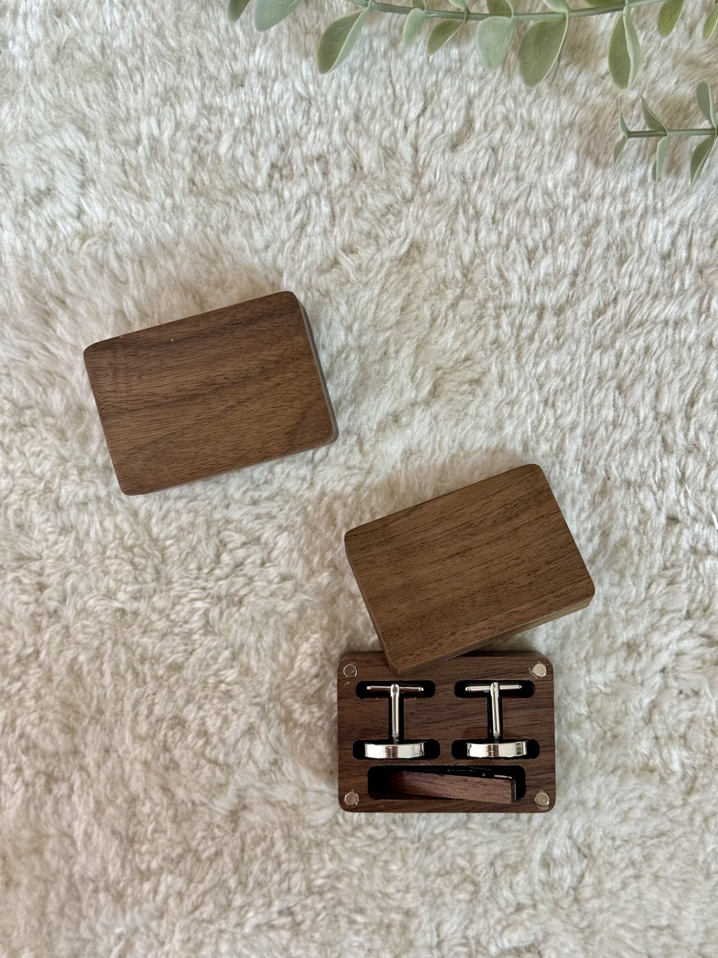 The Finishing Touch | Tie Clip & Cuff Links Set - Personalized Gift - The Chic Habitat