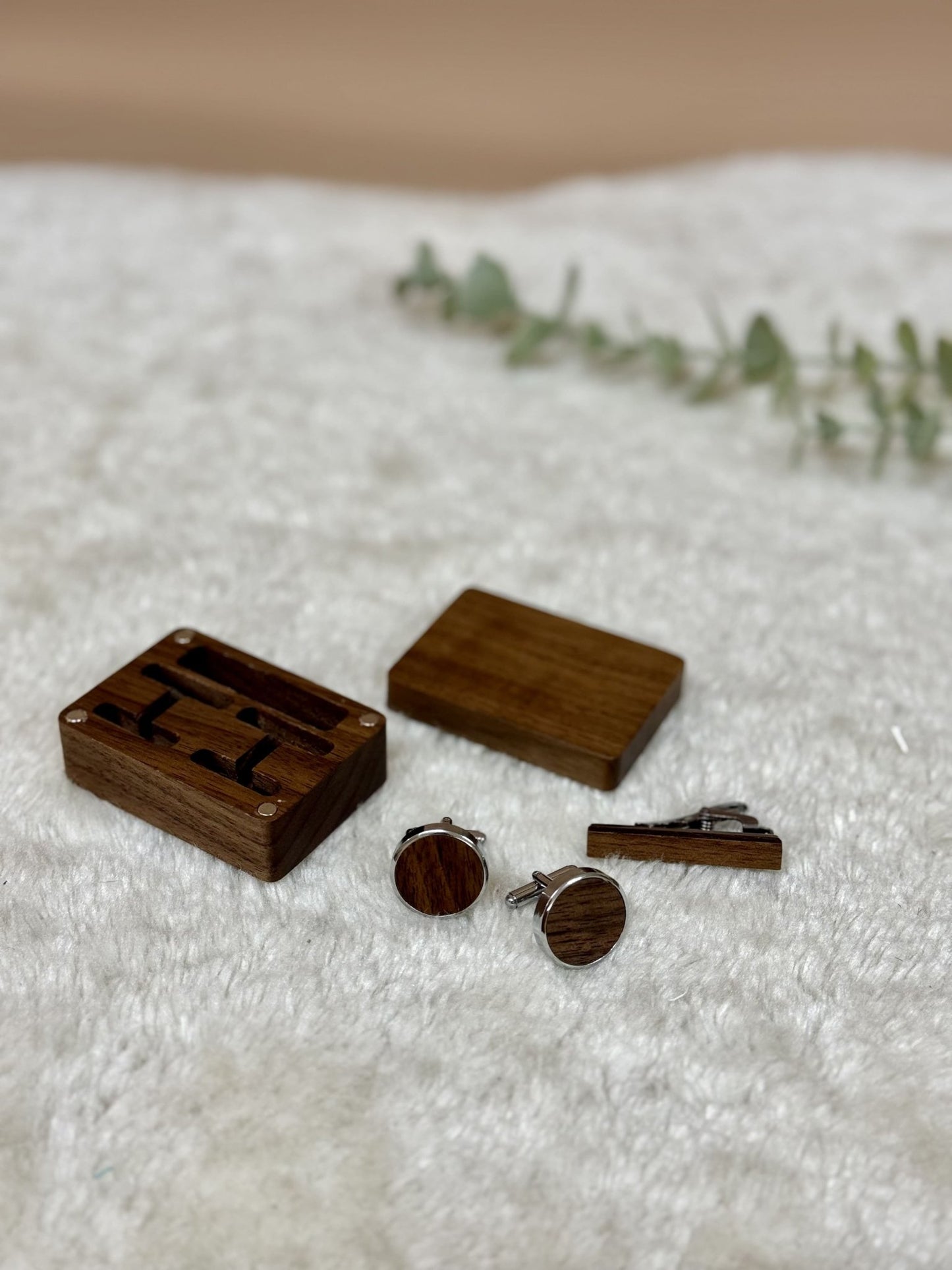 The Finishing Touch | Tie Clip & Cuff Links Set - Personalized Gift - The Chic Habitat