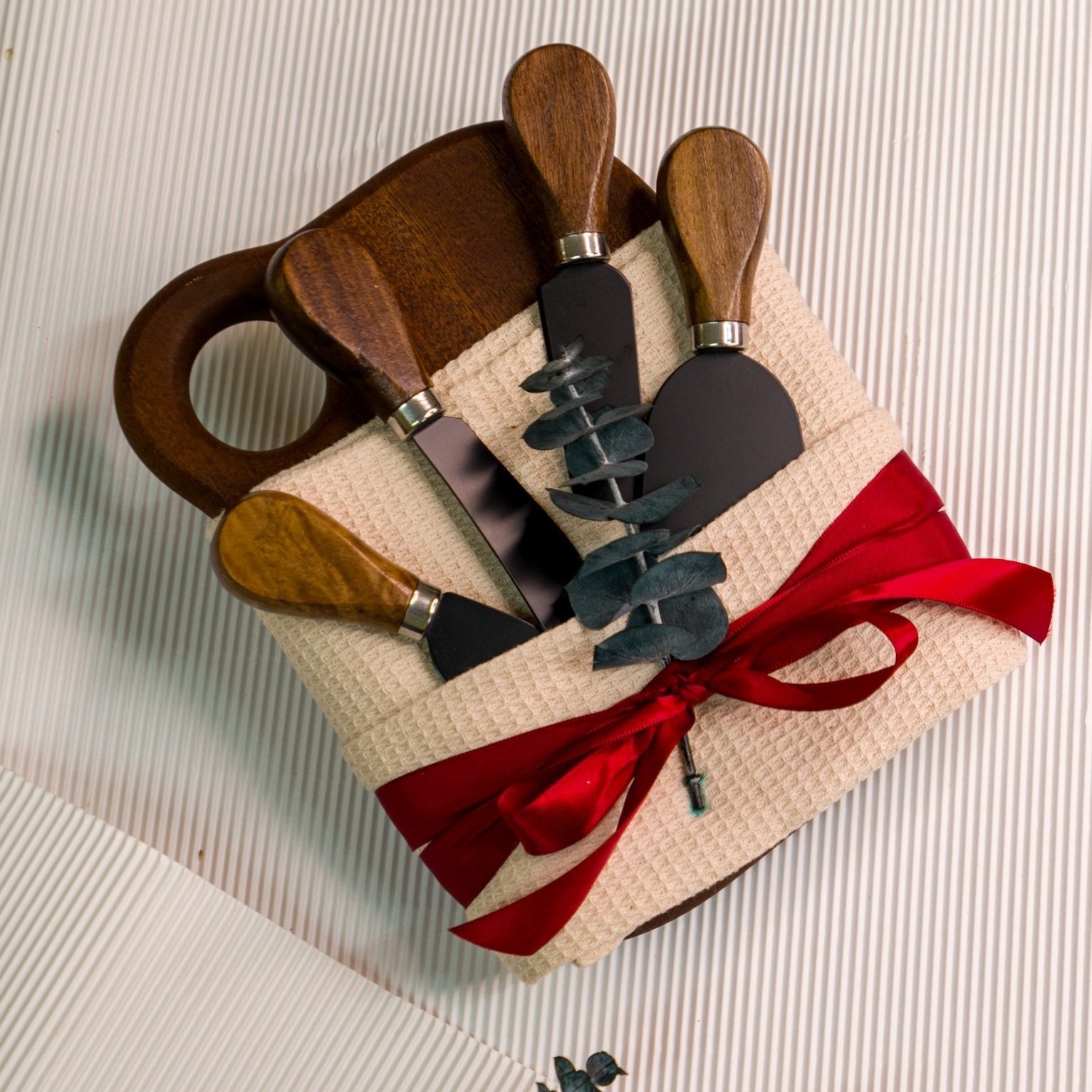 Artisan Serve & Slice Set | Cheese Knives Set & Mini Serving Board - Personalized Gift - The Chic Habitat