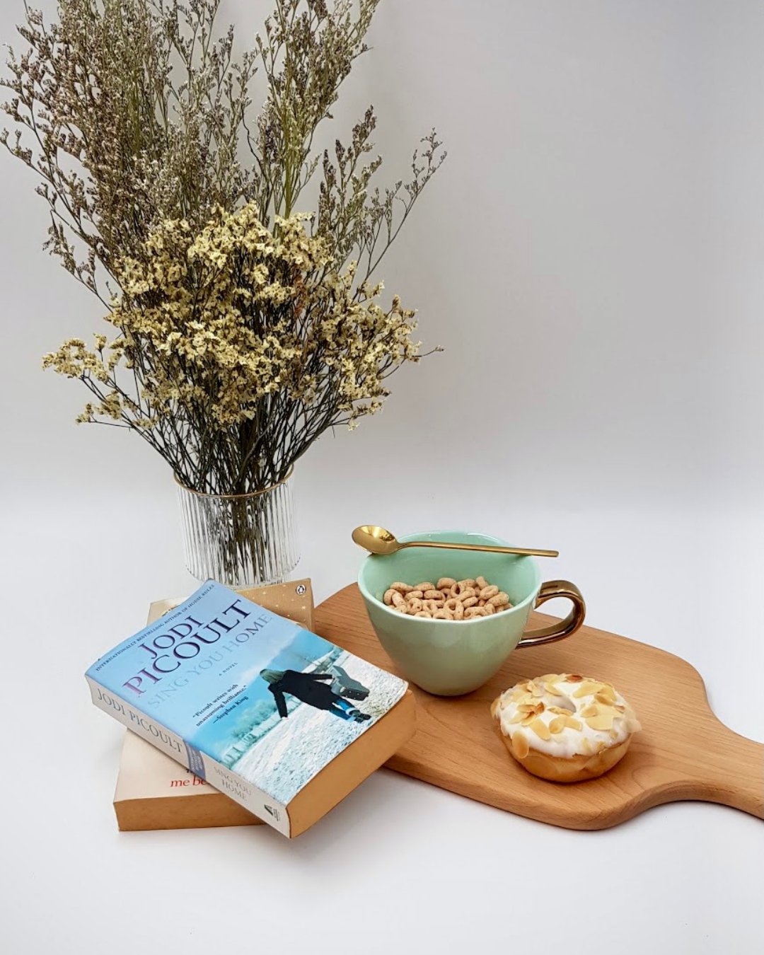 Breakfast Mug with Gold Handle - The Chic Habitat
