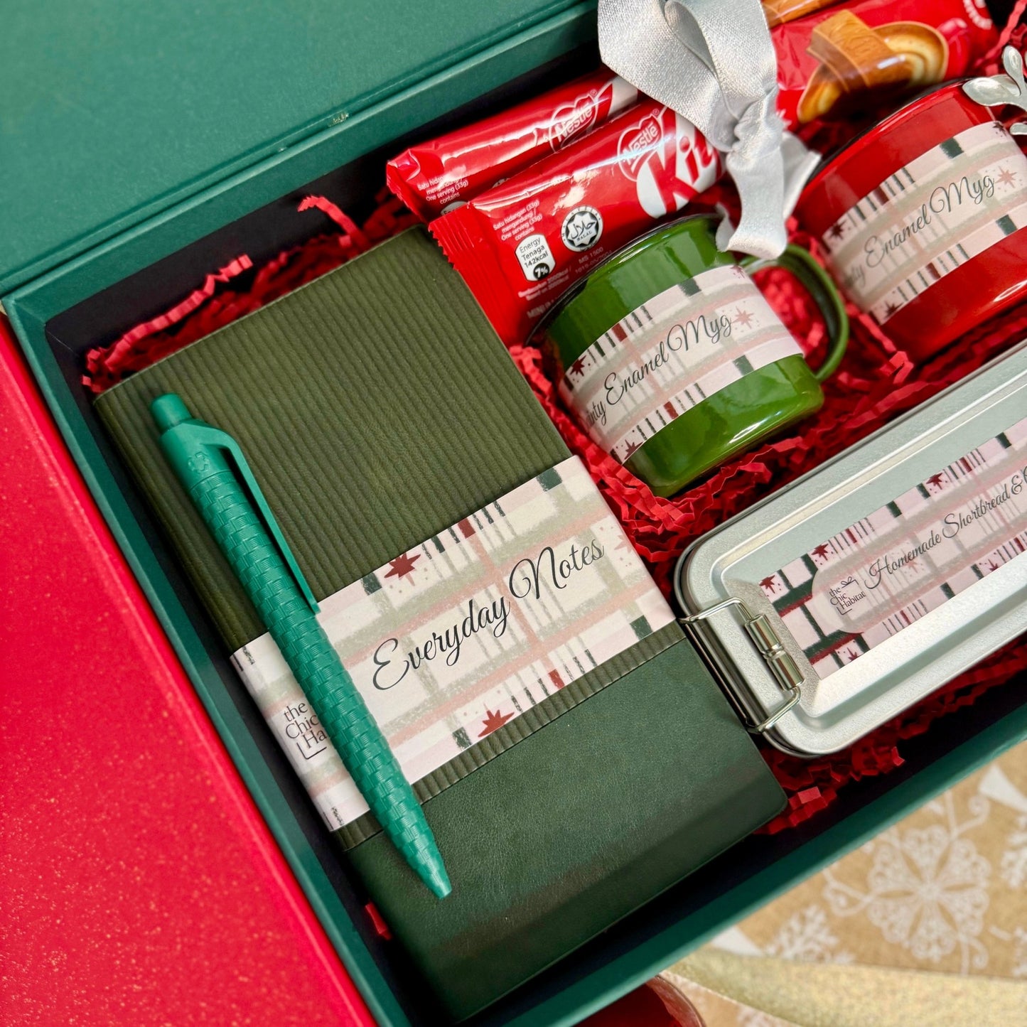 Christmas 2025 | Holly Haven - Personalized Gift - The Chic Habitat