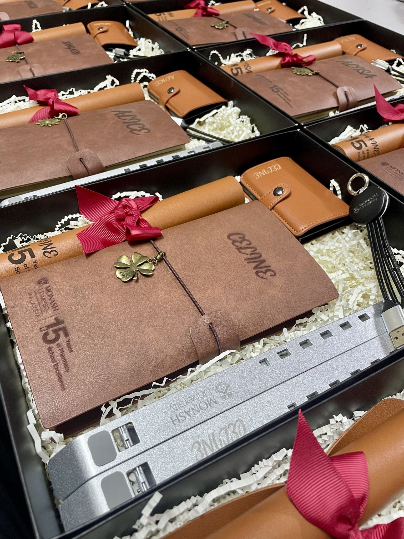 Corporate Giftset | Set 22 - The Chic Habitat