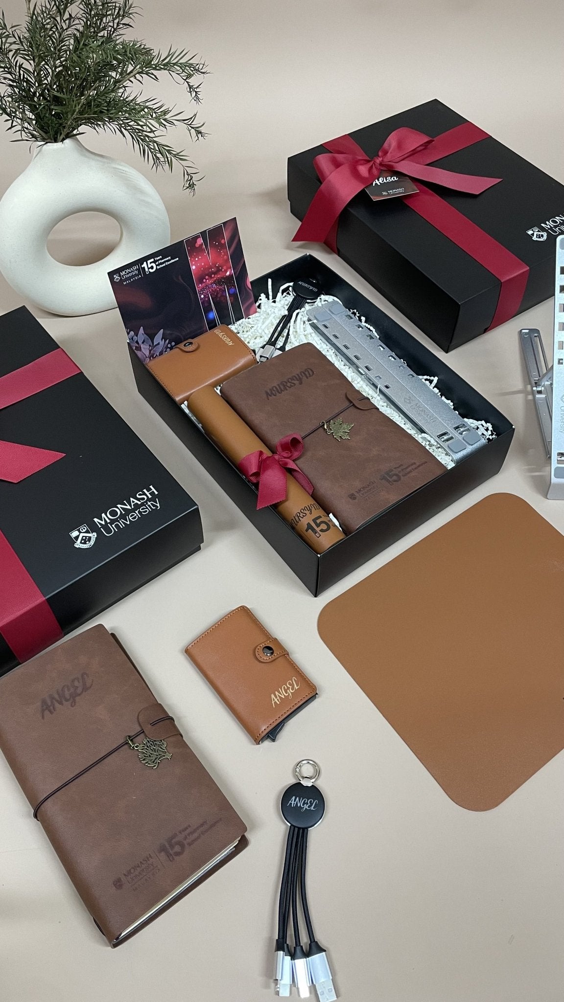 Corporate Giftset | Set 22 - The Chic Habitat