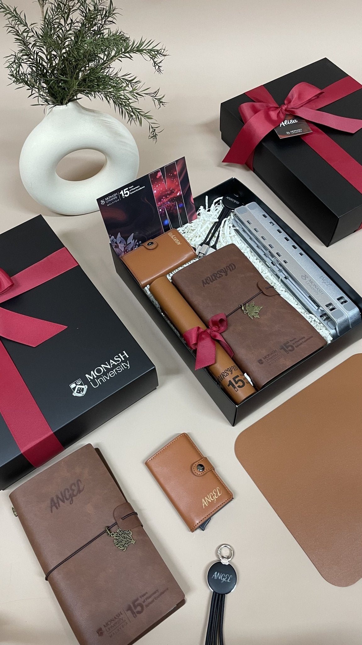 Corporate Giftset | Set 22 - The Chic Habitat
