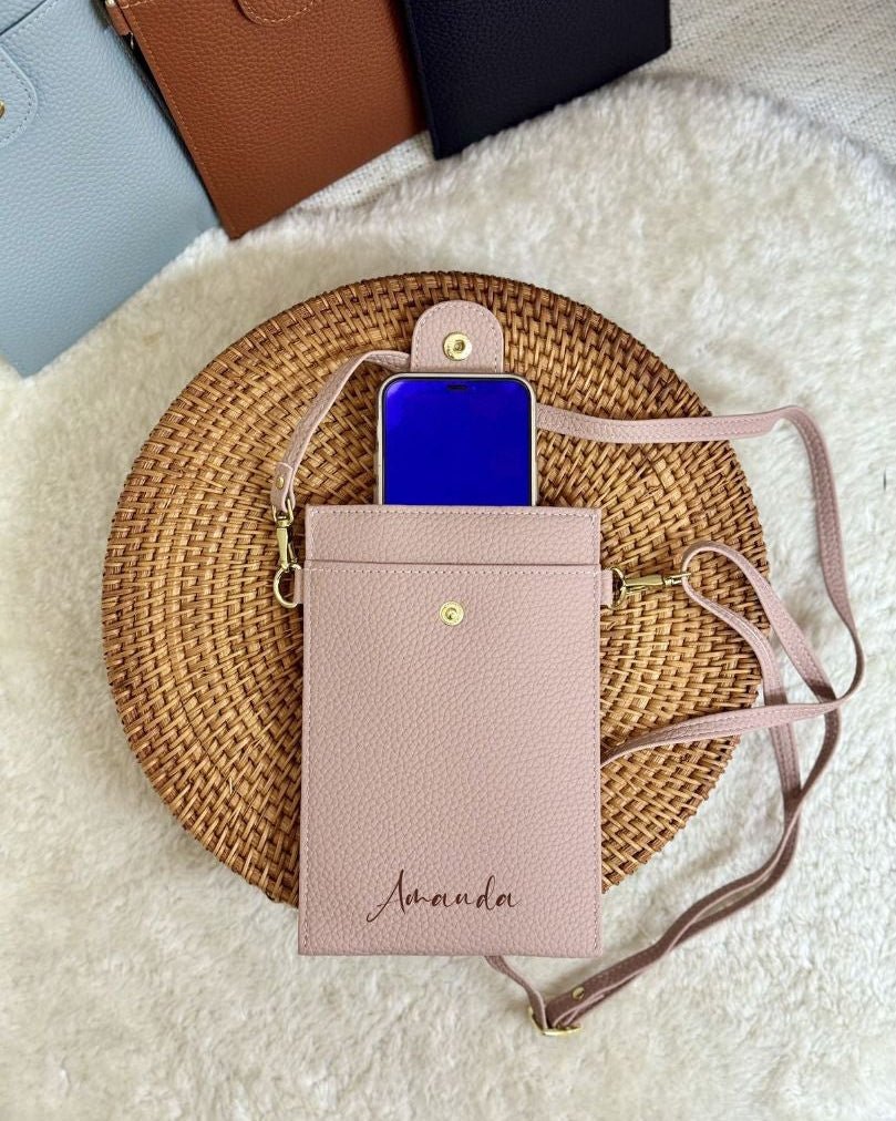 Everyday Sling Pouch - Personalized Gift - The Chic Habitat