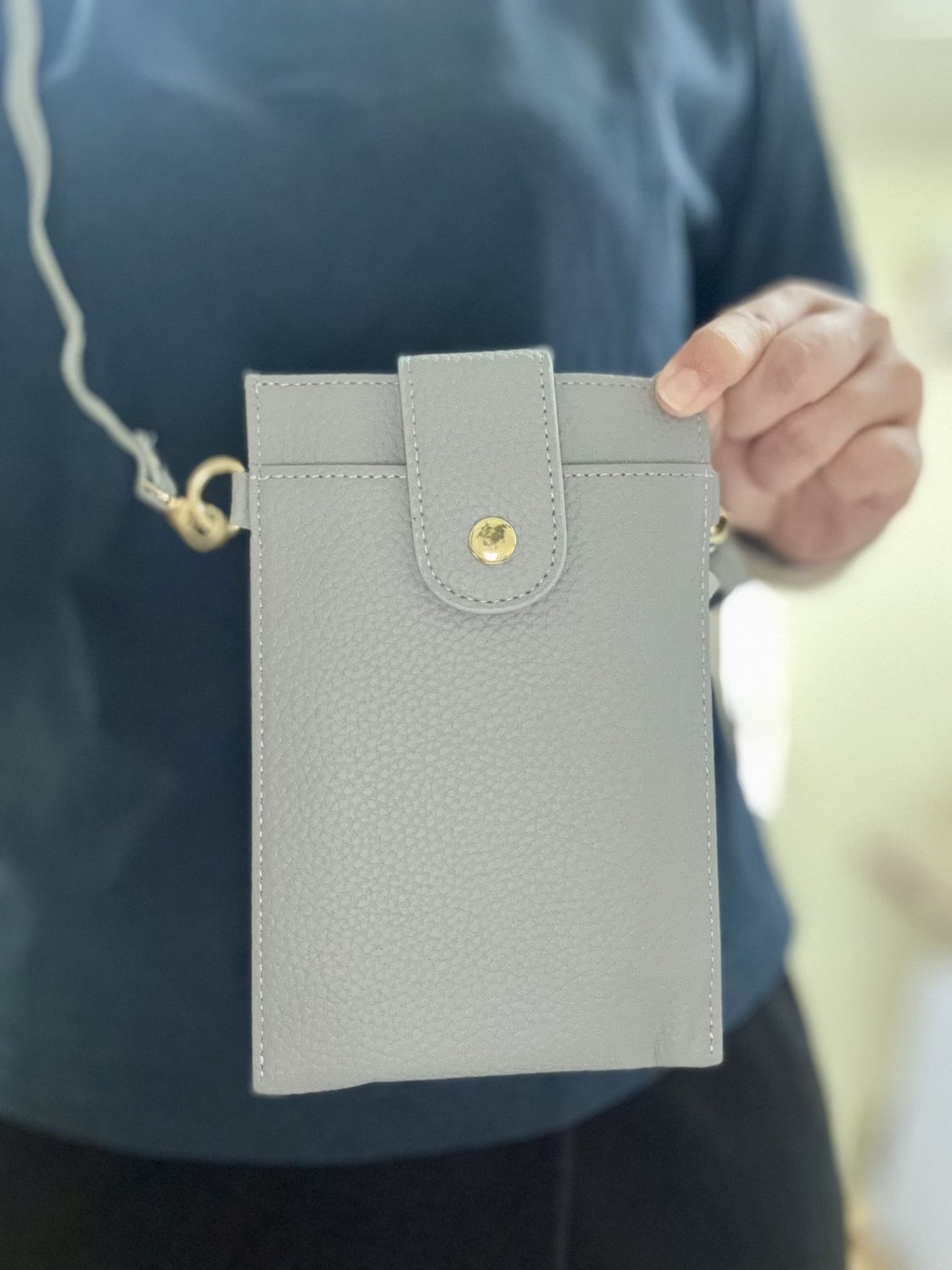 Everyday Sling Pouch - Personalized Gift - The Chic Habitat