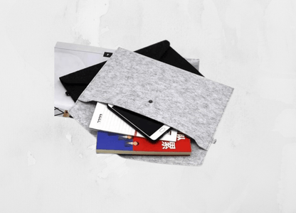 Feltfolio | 14" Felt iPad and Document Carry Folder - Personalized Gift - The Chic Habitat