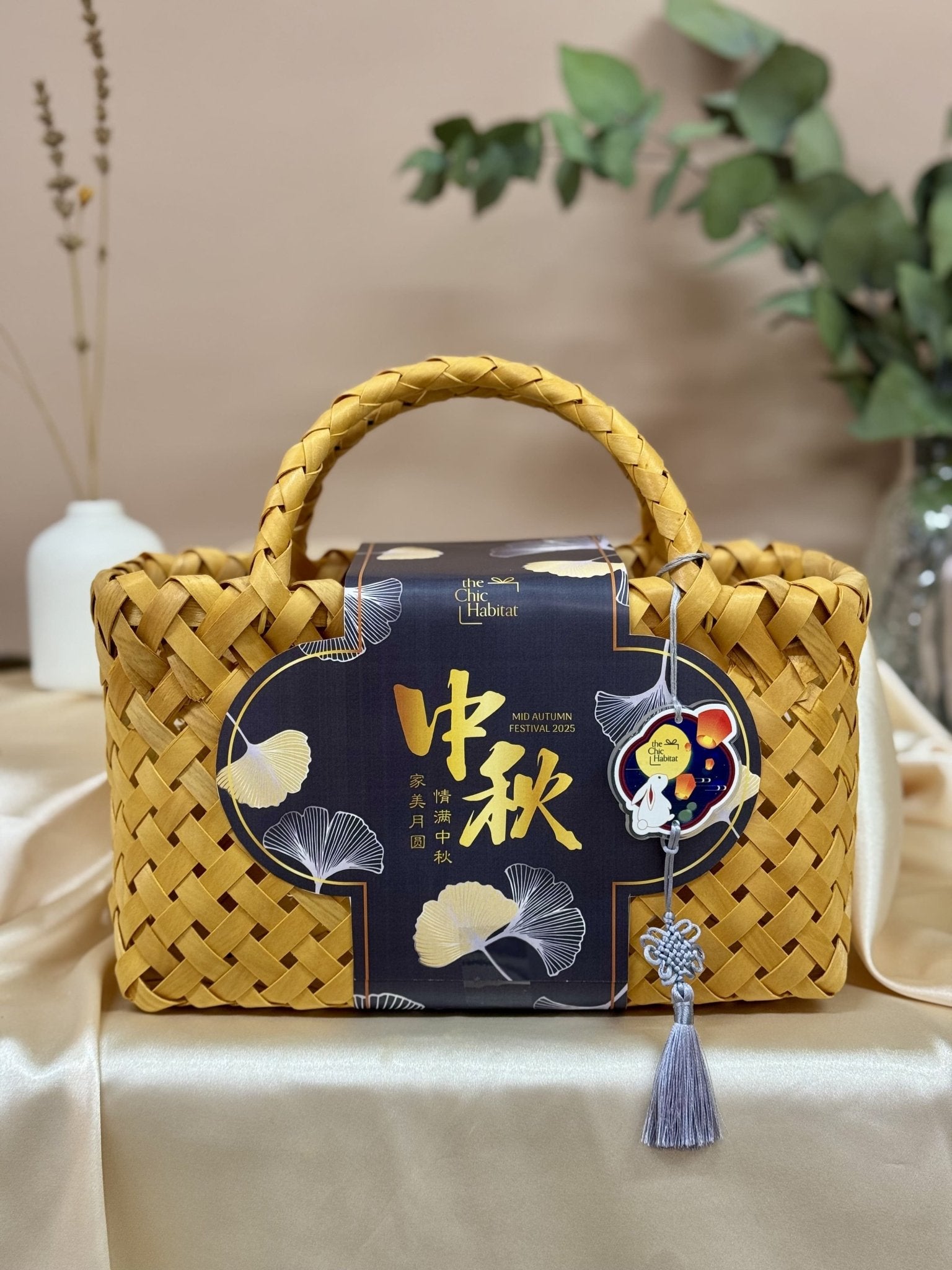 Floral Reunion 花香团圆 - Personalized Gift - The Chic Habitat