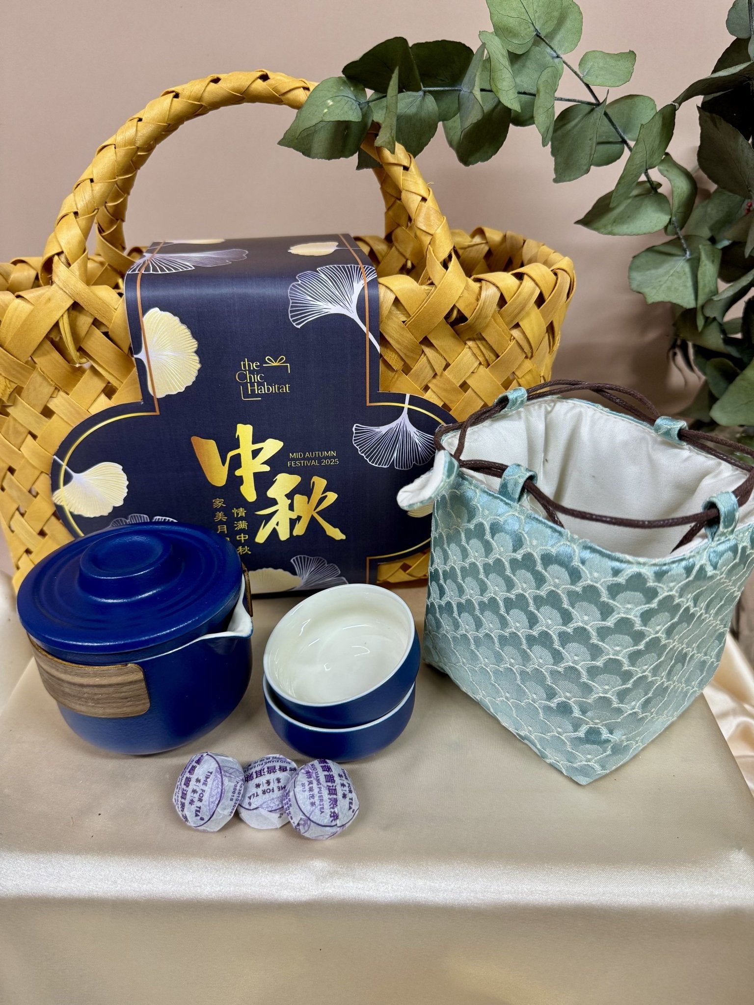 Floral Reunion 花香团圆 - Personalized Gift - The Chic Habitat