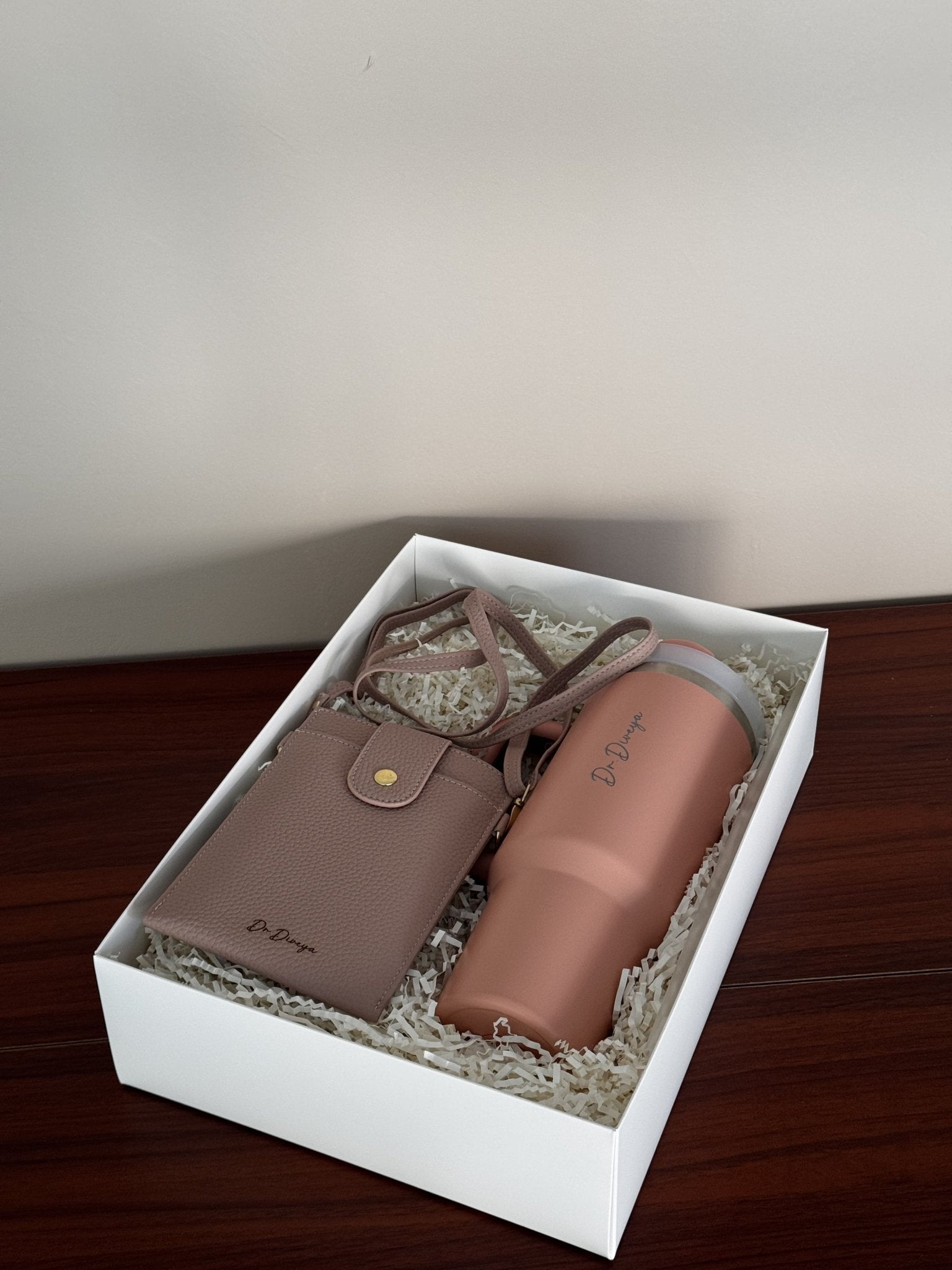 Gift Set | Chic Essential Set -Personalized Gift- The Chic Habitat