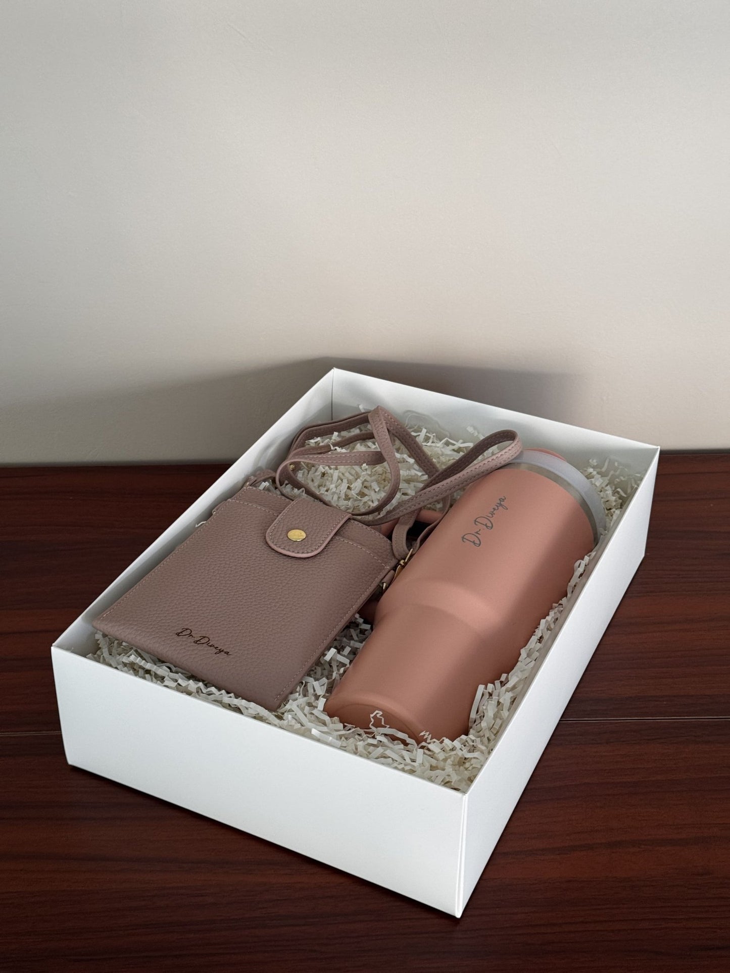 Gift Set | Chic Essential Set -Personalized Gift- The Chic Habitat