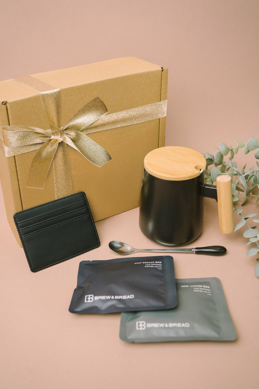 Gift Set | Pocket & Pour - Personalized Gift - The Chic Habitat
