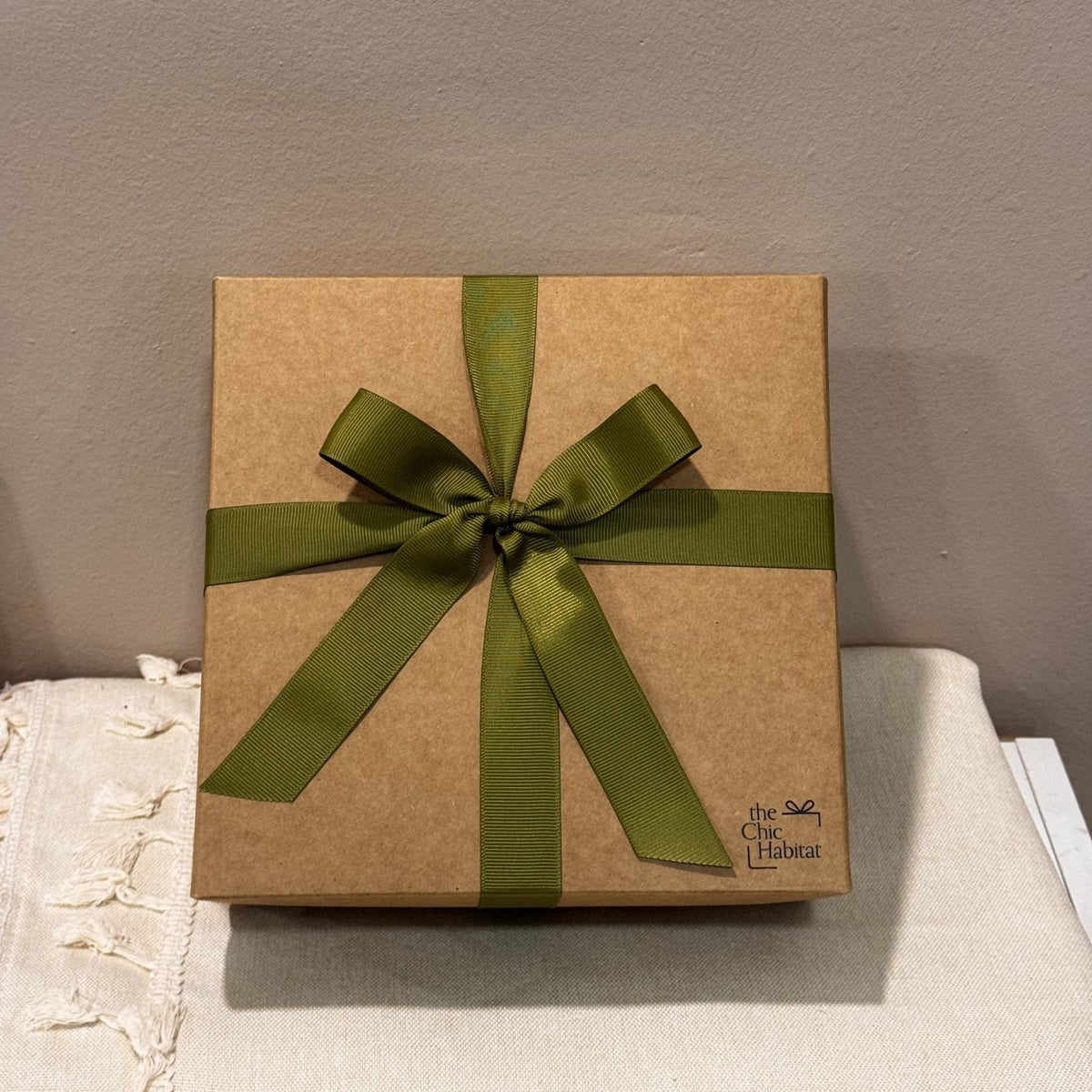 Gift Set | Sip & Script -Personalized Gift- The Chic Habitat