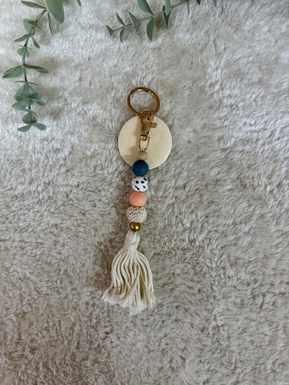 Little Hinge | Wooden Tassel Keychain - Personalized Gift - The Chic Habitat