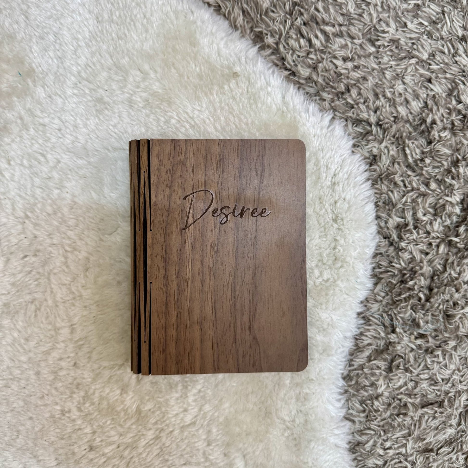 Luminous Tales | Wooden Nightlight - Personalized Gift - The Chic Habitat