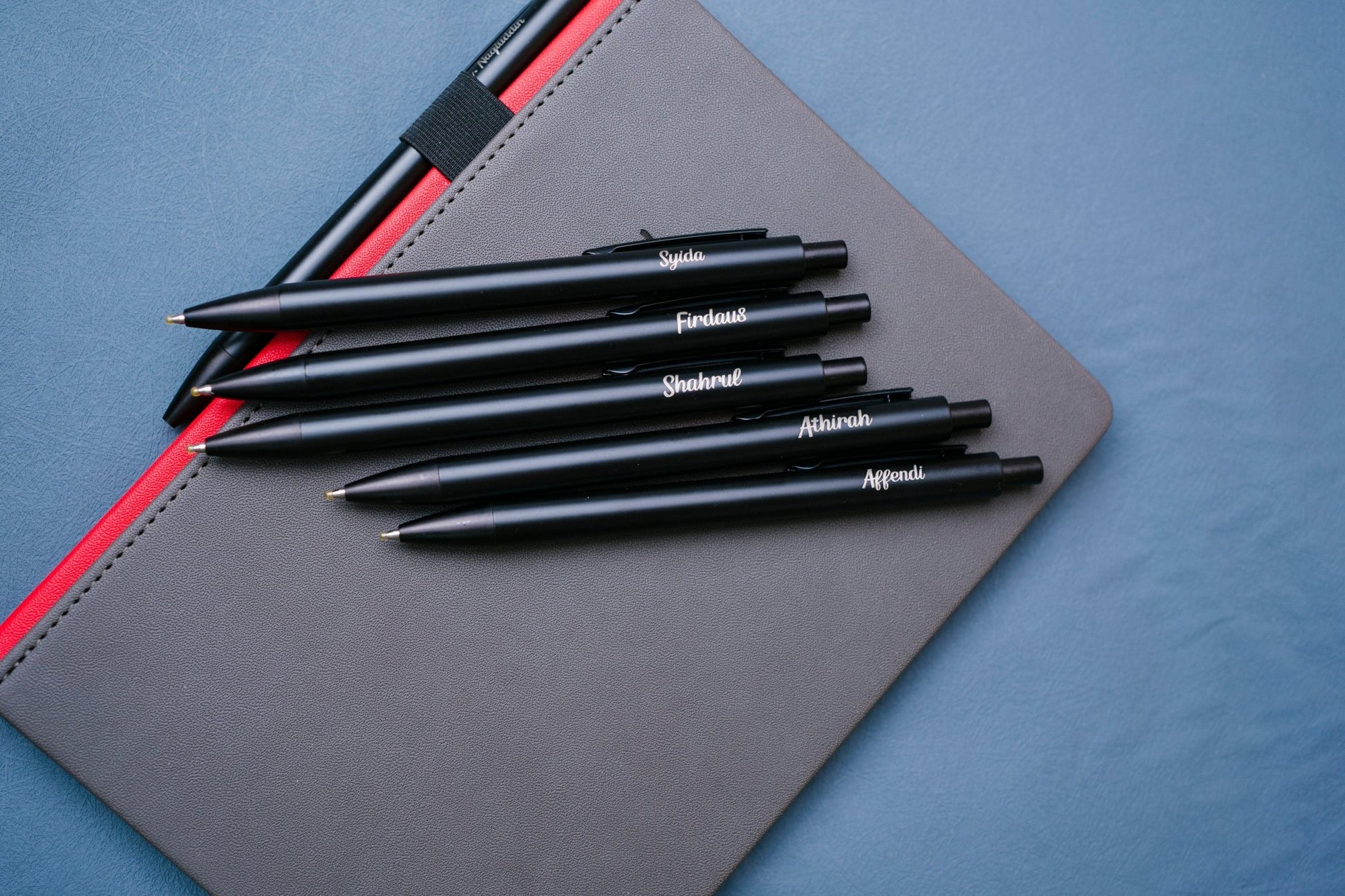 LuxScribe Metal Gel Pen - Personalized Gift - The Chic Habitat