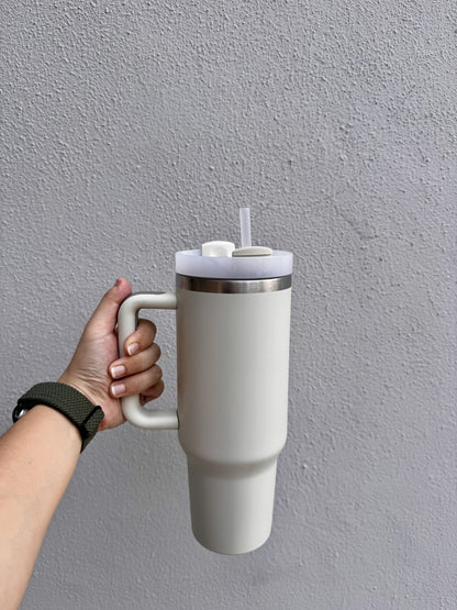 Magnolia Tumbler - Personalized Gift - The Chic Habitat