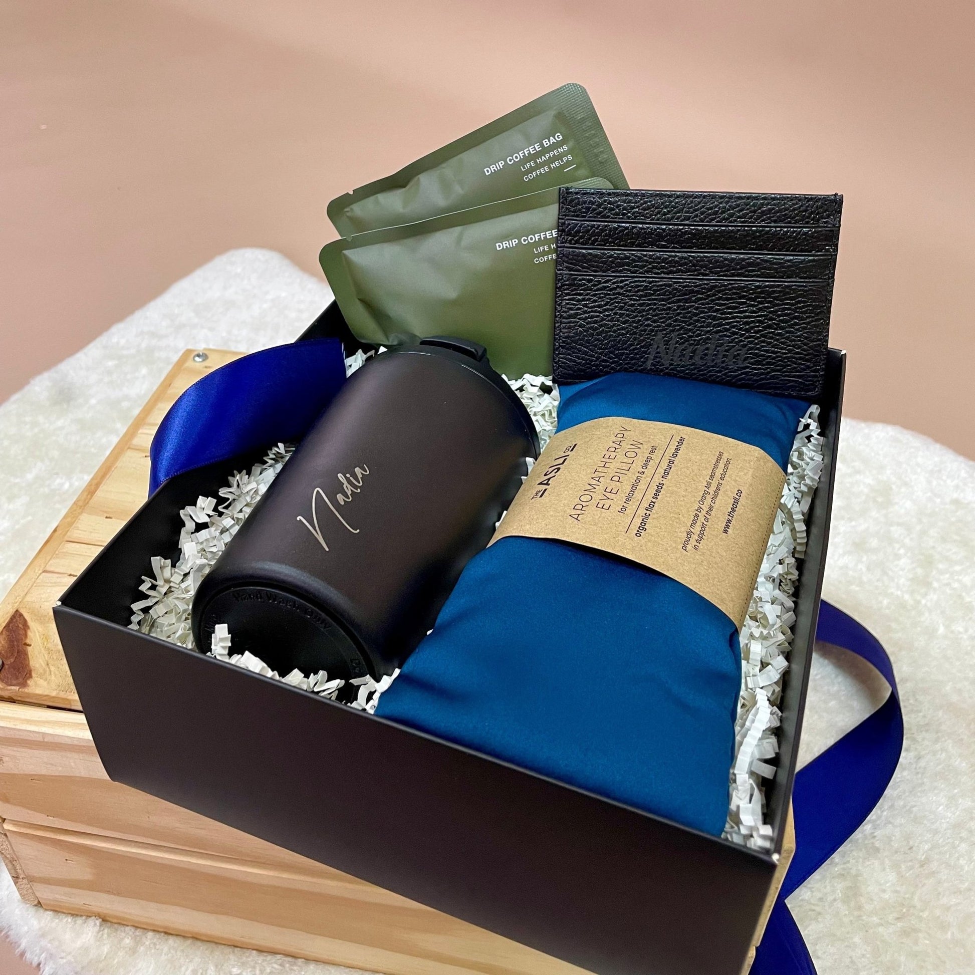 Metro Comfort Gift Set - Personalized Gift - The Chic Habitat