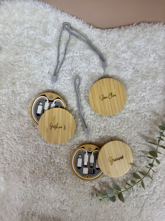 PlugMate | Wooden compact 6 - in - 1 USB Cable - Personalized Gift - The Chic Habitat