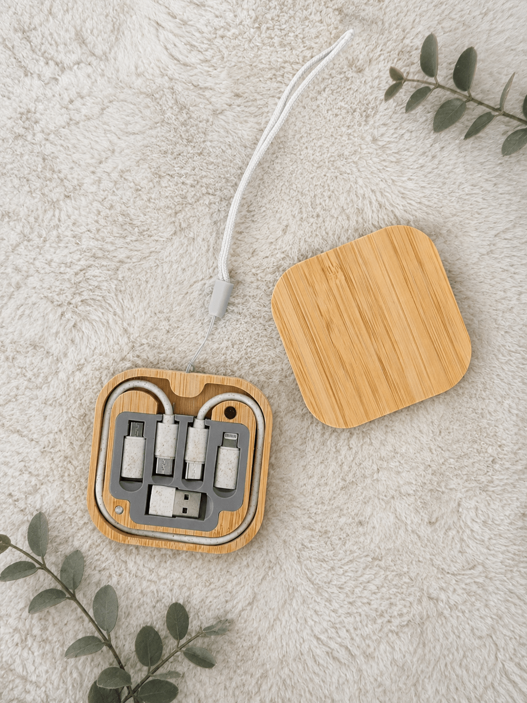 PlugMate | Wooden compact 6-in-1 USB Cable -Personalized Gift- The Chic Habitat