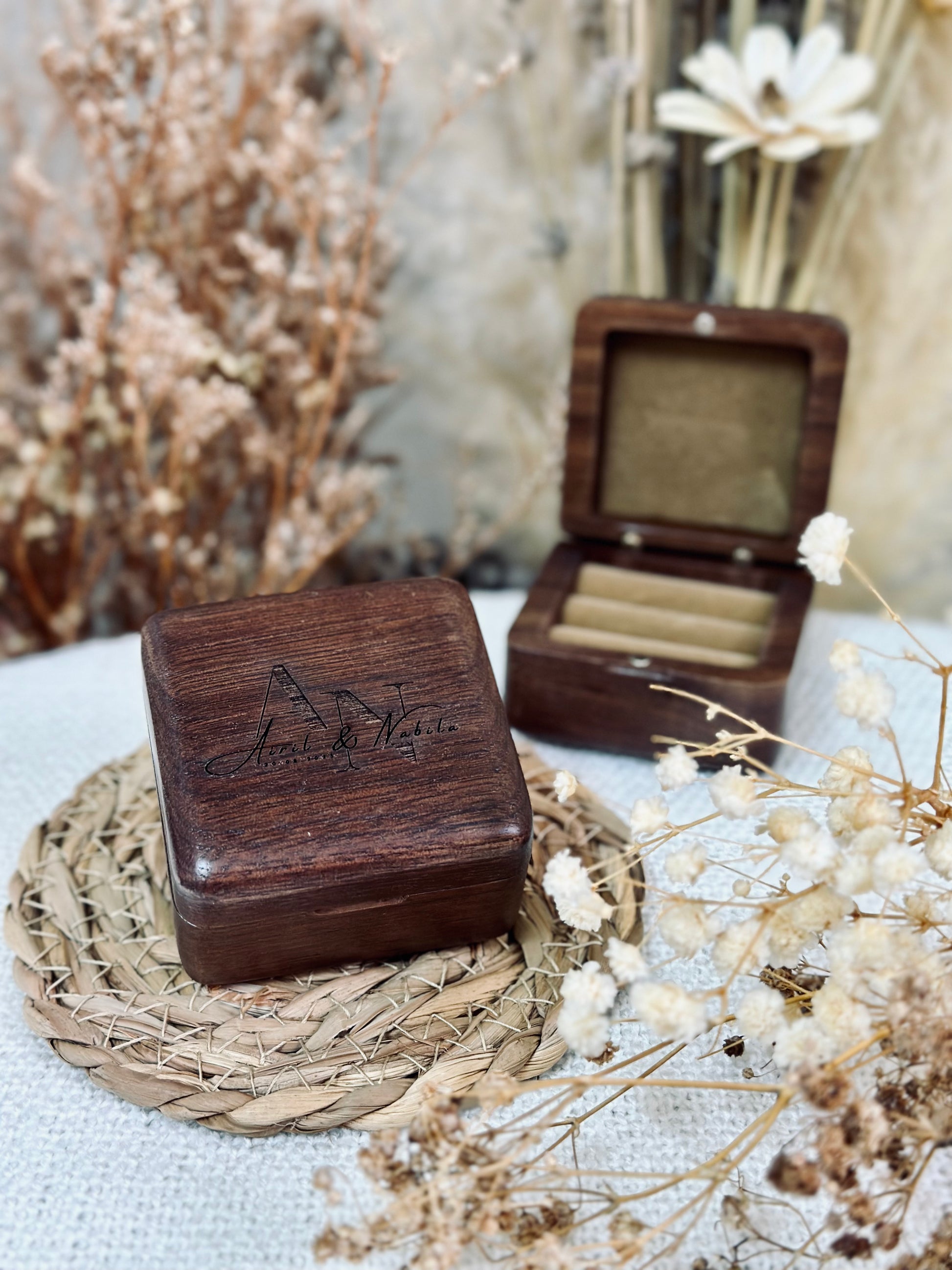 Rustic Ring Box Personalized Wedding Gift - Rustic Wooden Ring Box – The Chic Habitat