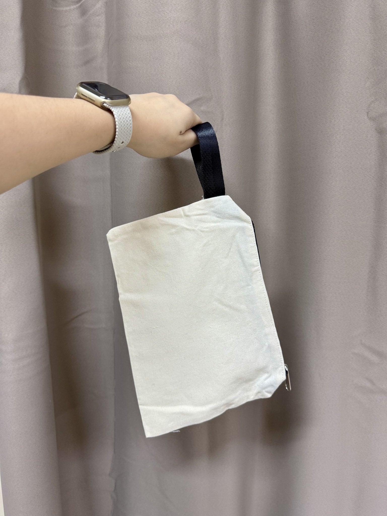 The Daily Zip | Canvas Pouch - Personalized Gift - The Chic Habitat