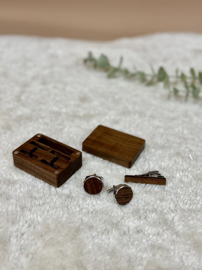 The Finishing Touch | Tie Clip & Cuff Links Set - Personalized Gift - The Chic Habitat