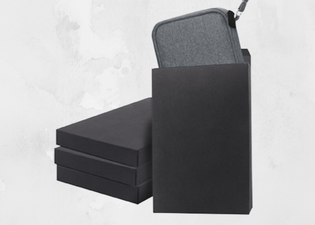 ZipProtect Case | Water‑Repellent Polyester Gadget Pouch - Personalized Gift - The Chic Habitat