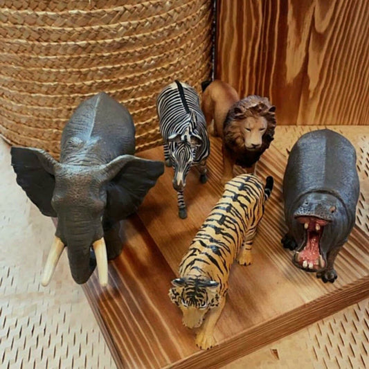 CollectA | Safari Series - The Chic Habitat