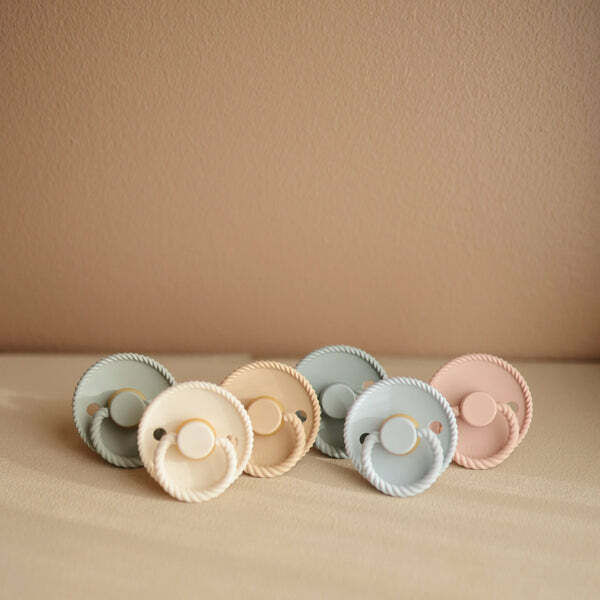 Mushie | FRIGG Rope Pacifier - The Chic Habitat