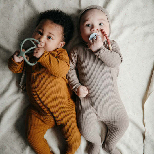 Mush Pacifiers Bedtime | Mushie - Blanket & Pacifier – The Chic Habitat