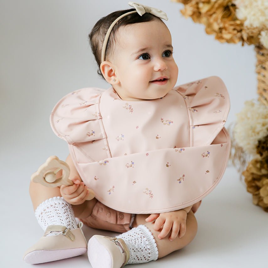 Snuggle Hunny Kids | Bib With Wings - The Chic Habitat