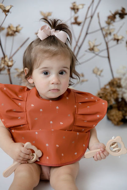 Snuggle Hunny Kids | Bib With Wings - The Chic Habitat