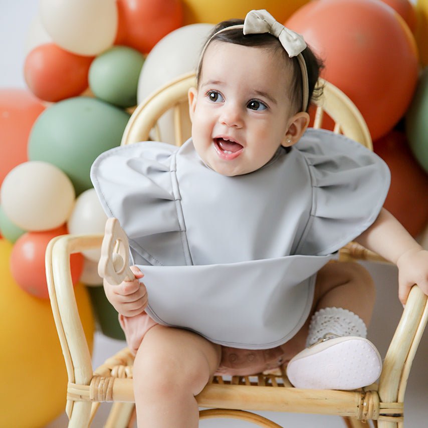 Snuggle Hunny Kids | Bib With Wings - The Chic Habitat