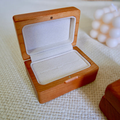Wedding | Classic Ring Box - The Chic Habitat